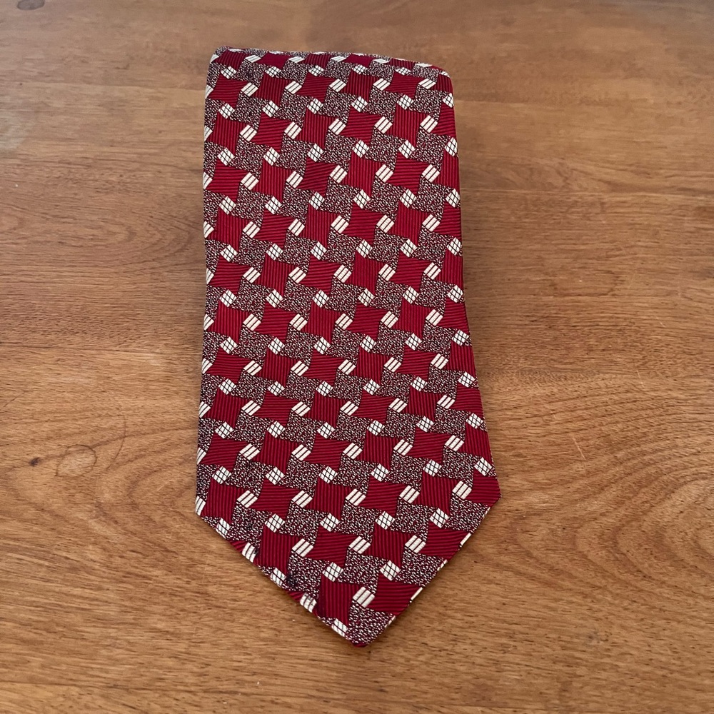 Robert Talbott Red and Cream Geometric Tie